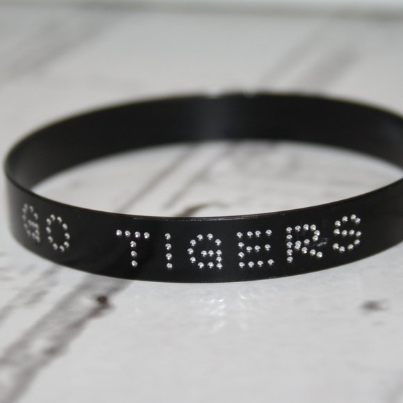 Black and silver GO TIGERS Bangle bracelet NWOT 7" - Picture 5 of 5